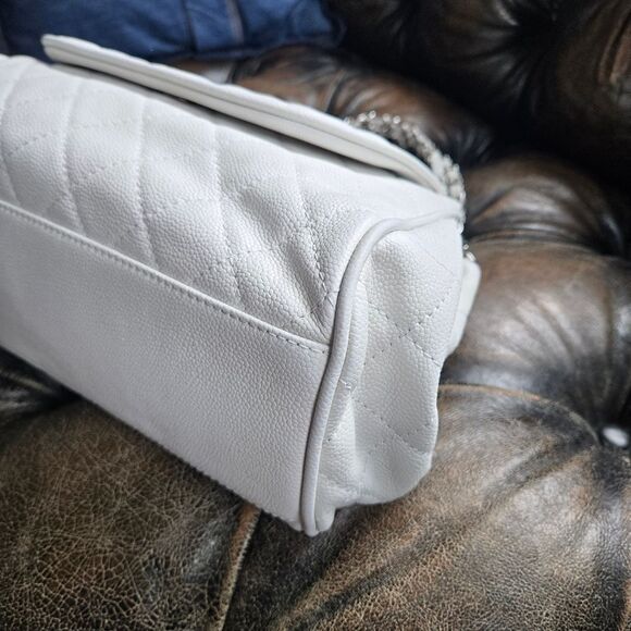 CHANEL Shoulder Bag Caviar Skin Leather White Women's z5577 - Picture 3 of 15